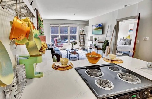 Short North Condo | Convention Center and Arena District Suite