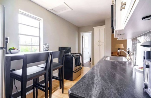 Victorian Village House | Convention - Private Parking - Short North - Pets