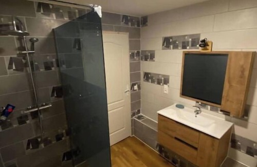 Rochejean Apartment | Convivial Appartement 4 Pièces