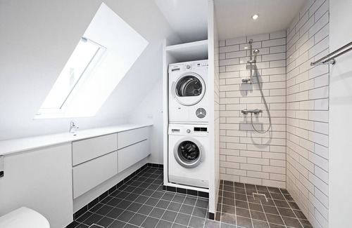 København V Apartment | Cool 2½-BR penthouse in Vesterbro - 10