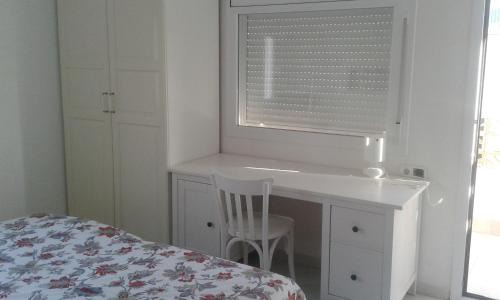 La Pineda Apartment | Cool apartment 5 minuts from the beach