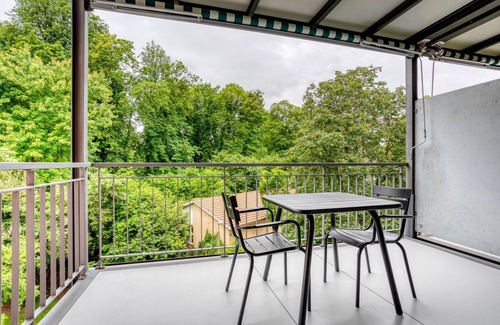 Breite Apartment | Cool Breite 2BR w/Storage & Shared W/D, by Blueground