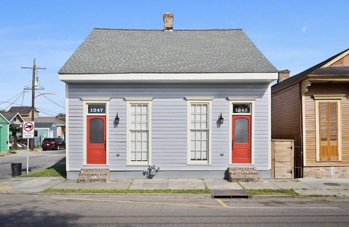 Saint Roch House | Cool Voodoo Art Pad- 4br near the Marigny!