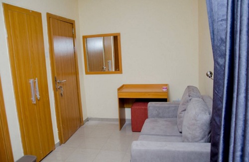 Lagos Mainland Hotel | Coolio Hotel & Suites
