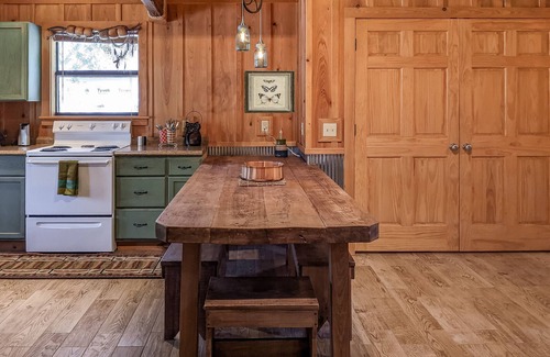 Mountain View House | Coolwater Comfort ~ on the White River