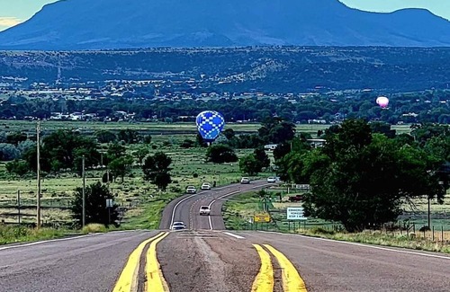 Springerville House | Coolwhitemtns#pets! 3br+den2ba house 2gar+rv driveway 1 acre fenced front&backn