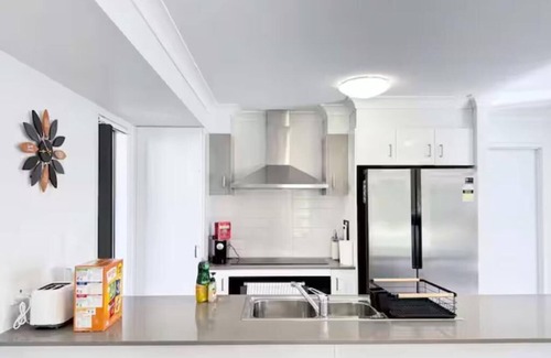 Coomera House | Coomera Comfort - Family Home Great for Play/Work