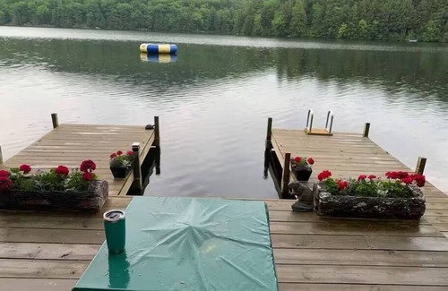 Fort Ann House | Copeland Cabin - Charming 4-Bedroom Lake House in the Adirondacks