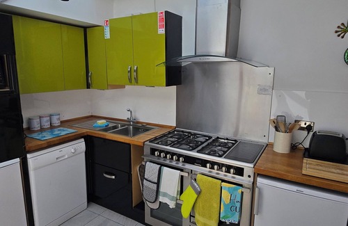 New Forest District House | Coppice, Entire 1 bedroom annex, pet friendly. EV Charger.