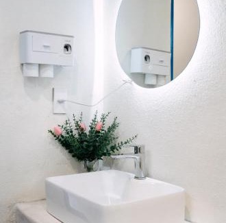 Ganh Dau House | Coral Bay Master Room