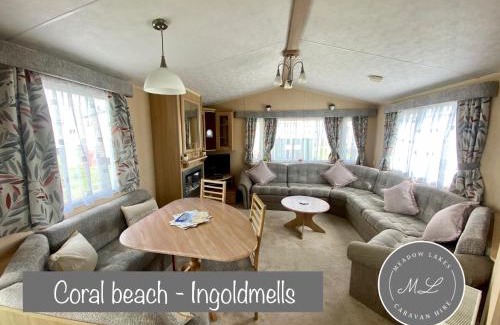 Ingoldmells Apartment | Coral Beach - Row 73 Van 2, central heating, WiFi, bed linen - Meadow Lakes Caravan & Lodge Hire