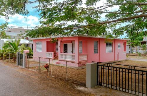 Stella House | Coral Casa just one block from the beach
