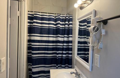 Flagami Apartment | Coral Gable Studio & House Free Parking & Wifi