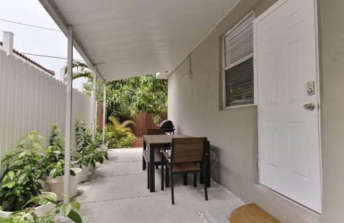 West Little Havana Apartment | Coral Gables Area Hidden GEM with Private Garden
