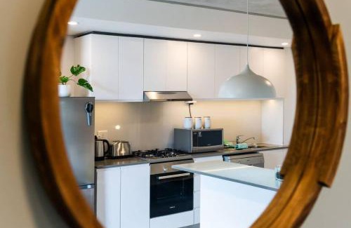 Hillhead Apartment | Coral Point Executive studio Apartment
