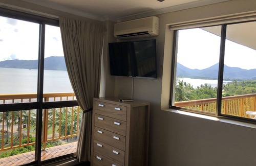 Cairns North Apartment | Coral Towers