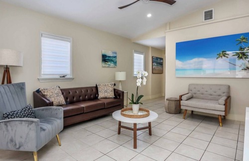Coral Terrace House | Coral Villa Pool House