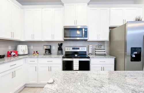Loughman House | Coral Way Private Pool