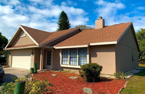 Bradenton House | Cordova Lakes - Welcoming 3-bedroom house with AC in Bradenton
