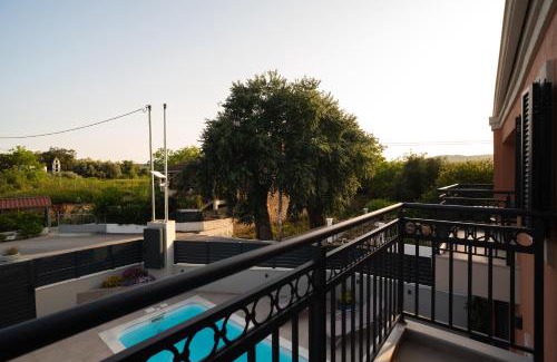 Roumanades Apartment | Corfu Mylos