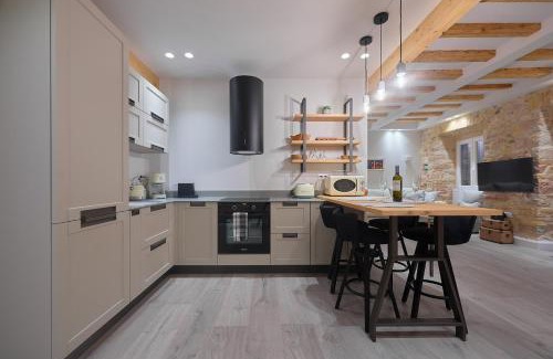 Old Town Apartment | Corfu Venetian Luxury Apartment