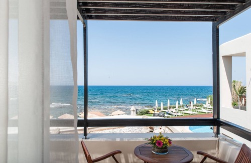 Kato Galatas Apartment | Corinna Mare