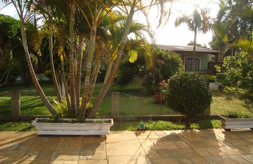 Ibiuna House | Corner of the woods, events and hostel