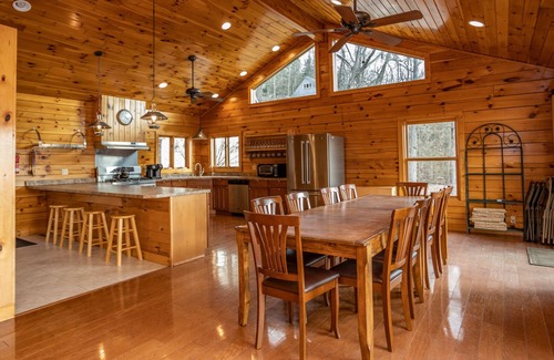 Hammondsport House | Corning Landing - Keuka Lake Luxury Retreat!