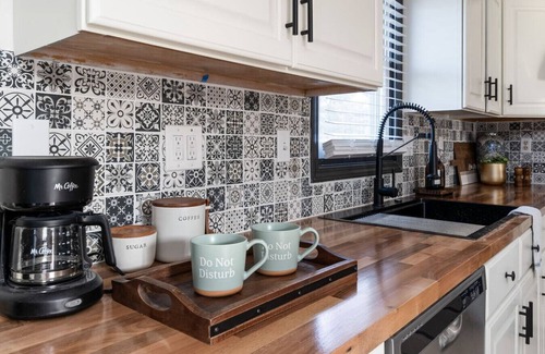 Kentwood House | "Corporate Elegance: Luxe Home in Grand Rapids (no basement)"