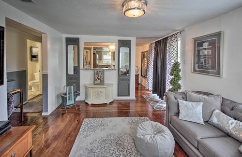 South Side Cottage | Corpus Christi Cottage w/ Patio - 5 Mi From Beach!
