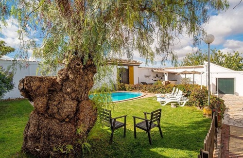 Fuente de Piedra Villa | Cortijo del Coco 1 Fuente de Piedra by Ruralidays