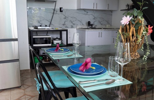 Corcovado Apartment | costal heaven: King bed with stunning ocean view