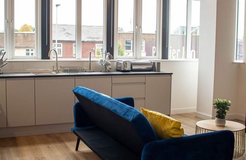 West Bromwich Apartment | Cosy 1 Bed Apartment- For Corporate Travels