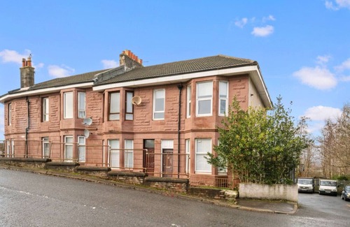 Cambuslang Apartment | Cosy 2 bed apartment in quiet area