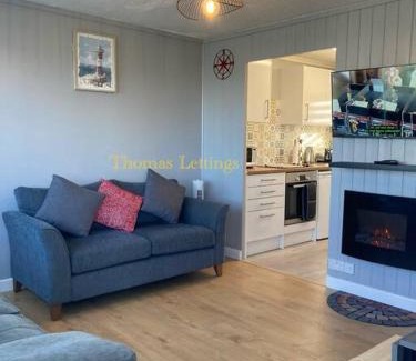 Great Yarmouth Ski Chalet | Cosy 2 Bed Chalet