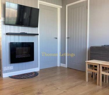 Great Yarmouth Ski Chalet | Cosy 2 Bed Chalet