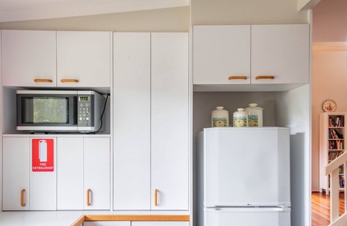 Lilli Pilli House | Cosy 2-Bed Cottage Amongst the Trees