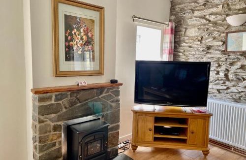 Betws-Y-Coed House | Cosy 2 Bedroom Cottage in Betws y Coed, Snowdonia