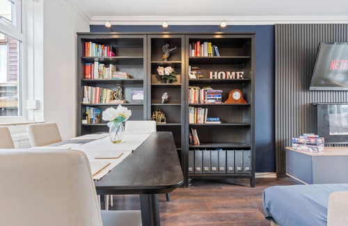 Hatfield House | Cosy 3bed 2bath house 5mins from University of Hertfordshire