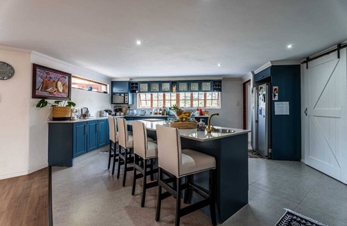 Waterkloof House | Cosy 4 bedroom family home in Waterkloof Pretoria
