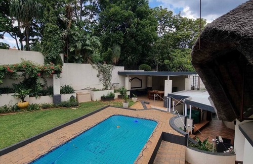 Waterkloof House | Cosy 4 bedroom family home in Waterkloof Pretoria