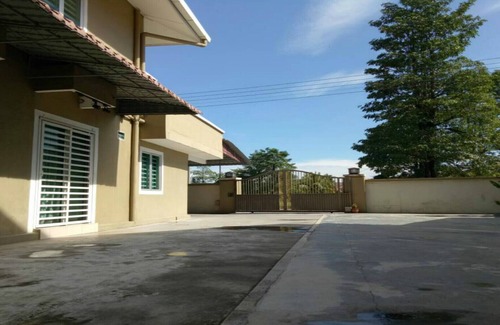 Taman Tasek Manikavasagam House | Cosy Ambience Homestay in Ipoh - Type A