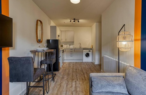 Southport Apartment | Cosy and Modern 1 bedroom apt near Southport Beach