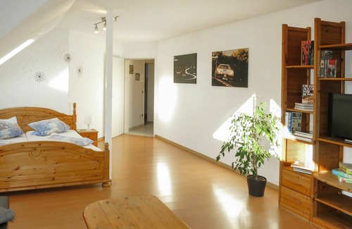 Adenau Apartment | Cosy apartment for 5 guests with WIFI, TV, pets allowed and parking