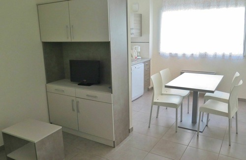 Vieux-Boucau-les-Bains Apartment | Cosy apartment for 4 people with WIFI and TV