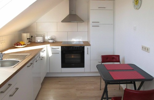 Uehlingen-Birkendorf Apartment | Cosy apartment for 4 people with WIFI, TV and balcony