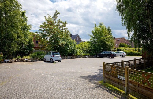 Warwerort Apartment | Cosy apartment for 3 people with WIFI, TV, balcony and pets allowed