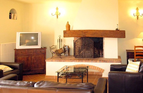 Ollieres Villa | Cosy apartment in villa for 11 guests with WIFI, pool, TV, terrace, panoramic view and parking
