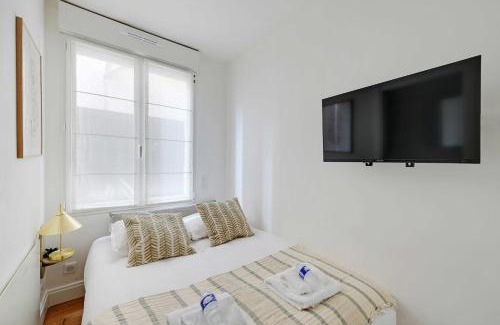 Suresnes Apartment | Cosy Apartment -1BR-2P- Suresnes
