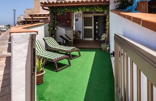 El Cotillo Apartment | Cosy Apartment "El Carmen" close to the Beach with Wi-Fi & Terrace